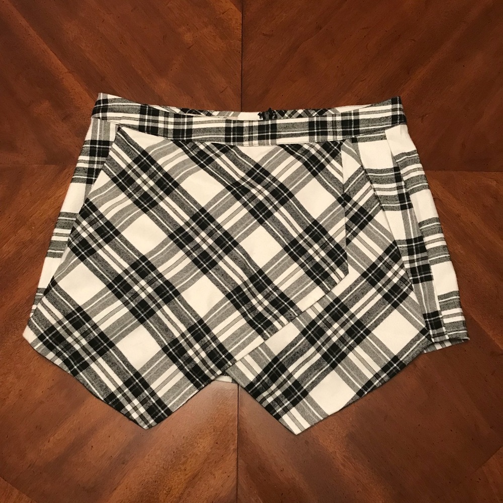 Women’s Parisian Collection Plaid Skort
